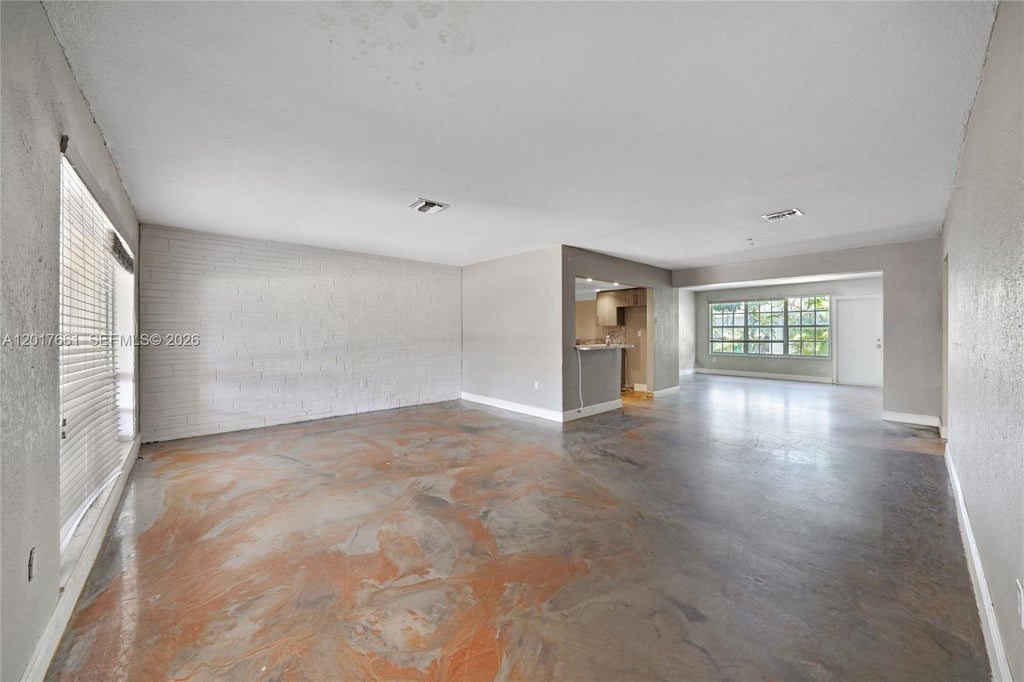 Photo of 7773 Biltmore Blvd, Miramar, FL 33023 (MLS # A12017661)