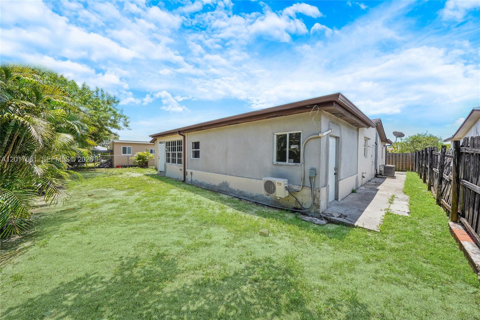 MIRAMAR PARK FIRST ADD - Residential
