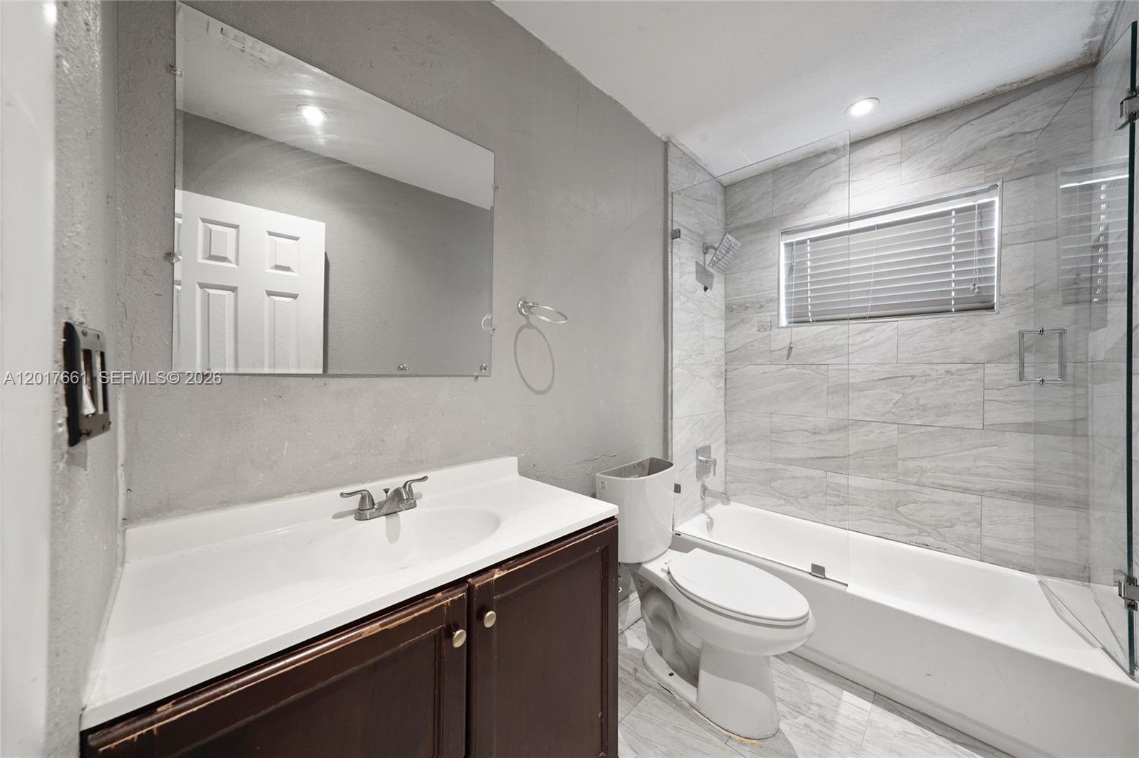 MIRAMAR PARK FIRST ADD - Residential