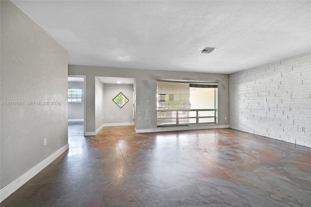 Photo of 7773 Biltmore Blvd, Miramar, FL 33023 (MLS # A12017661)