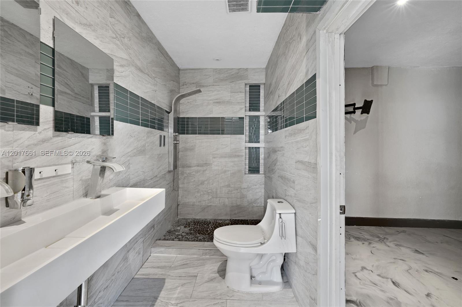 MIRAMAR PARK FIRST ADD - Residential