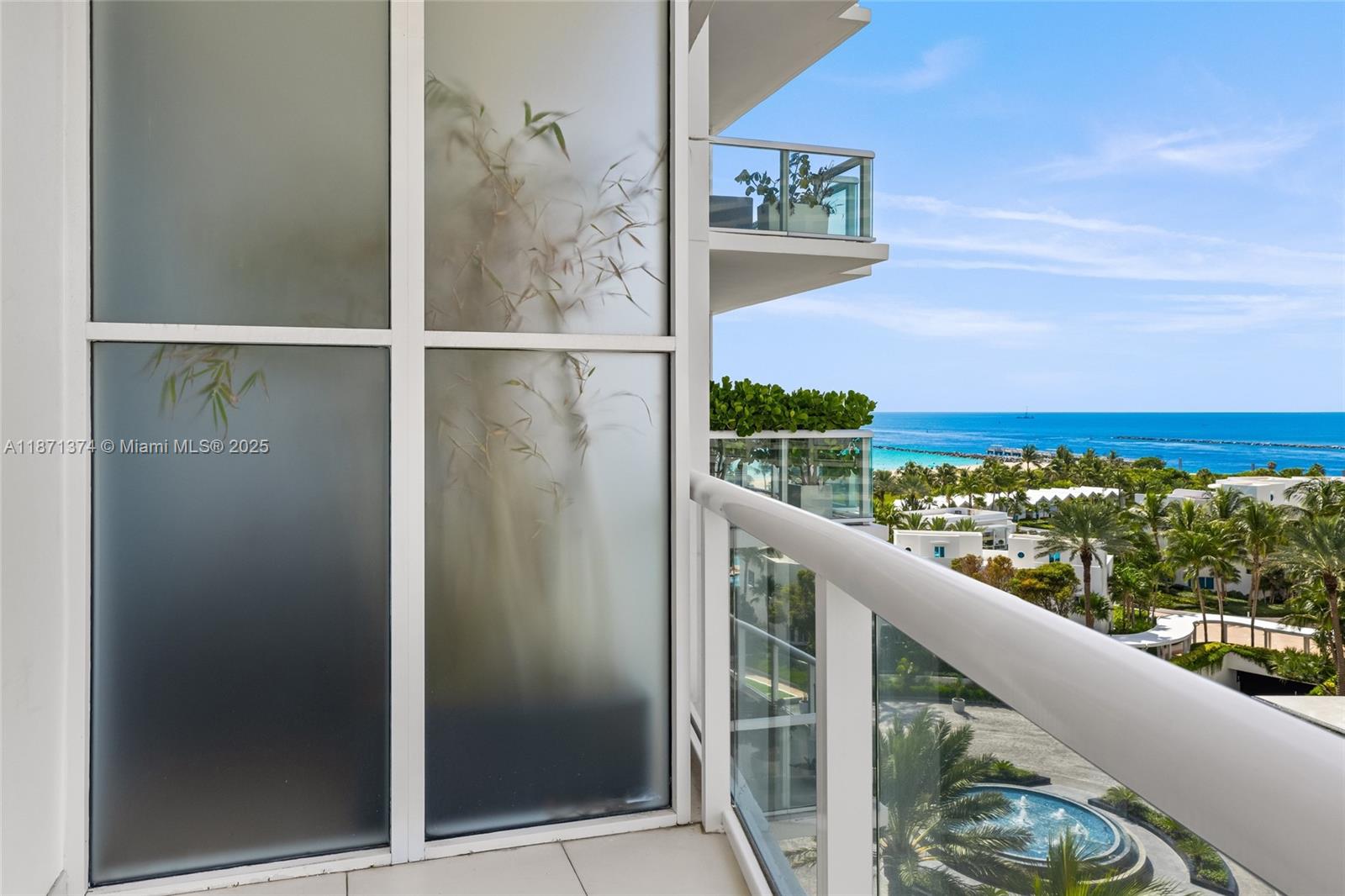 CONTINUUM ON SOUTH BEACH - Residential