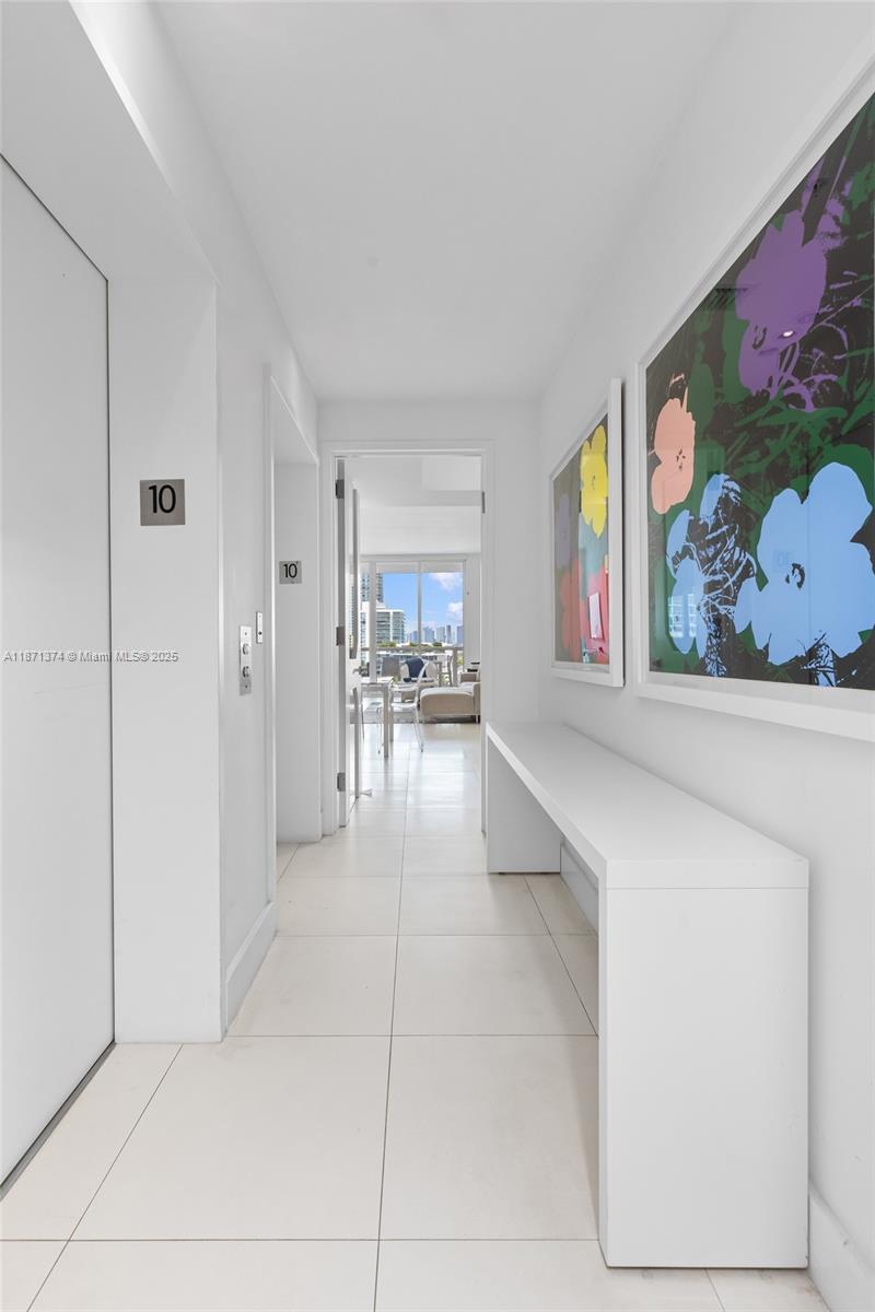 CONTINUUM ON SOUTH BEACH - Residential