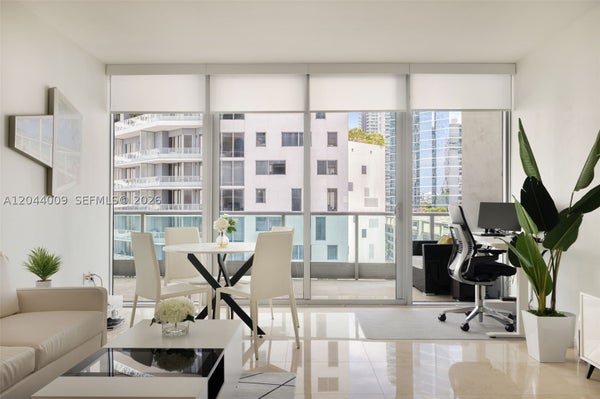 1331 BRICKELL BAY DR APT 904, MIAMI, FL 33131 - Image 24c0243b8679fdc2be2b035fe2f3f4bf/3347603803