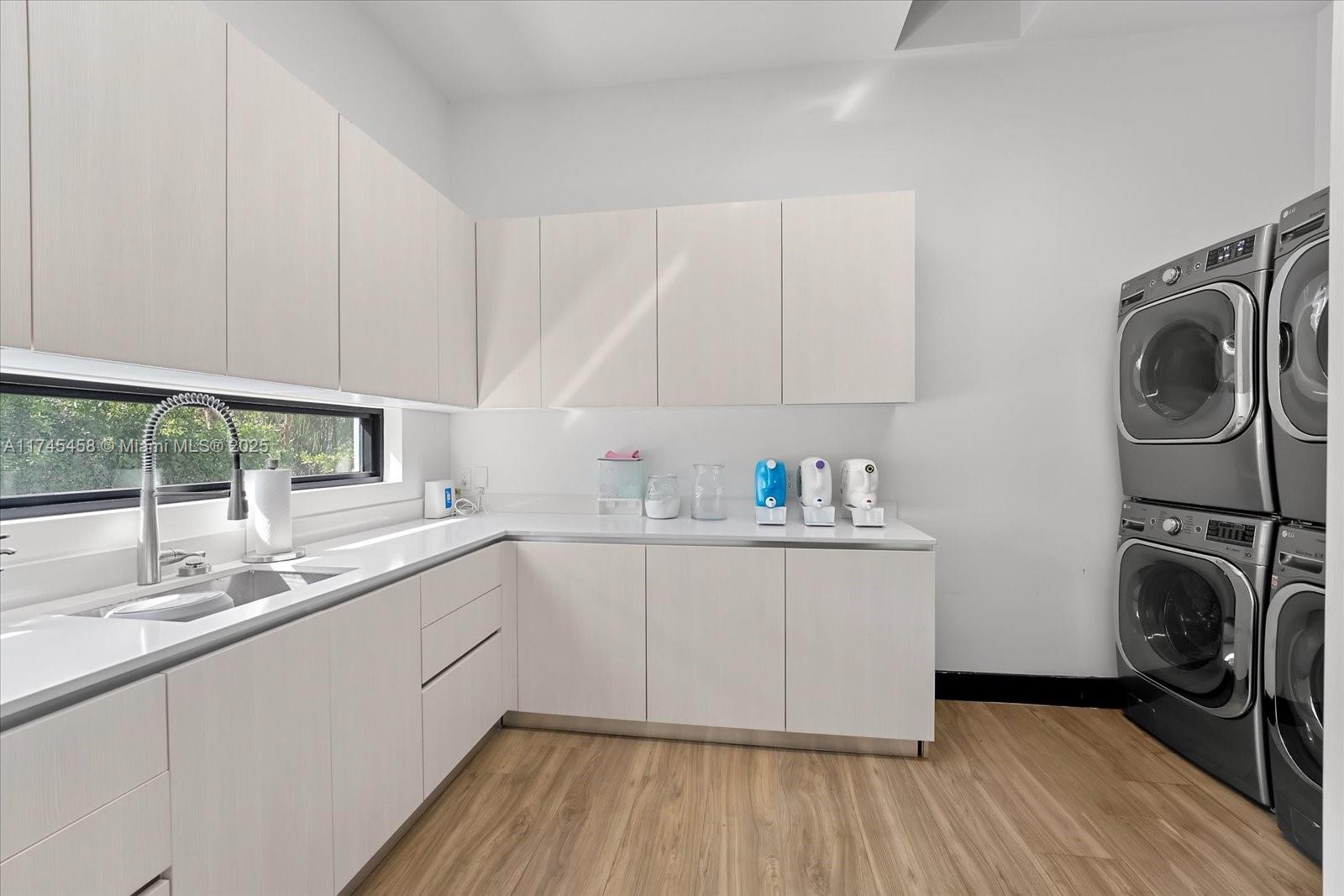AVOCADO LAND CO SUB - Residential