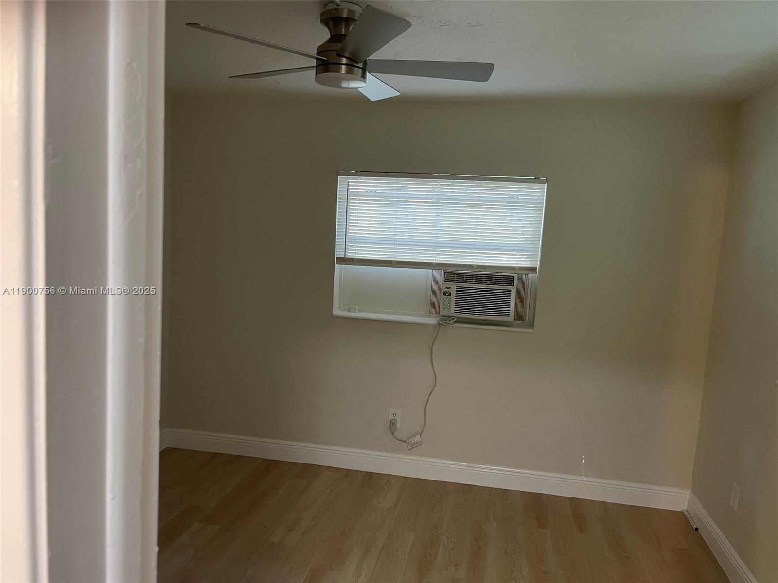 SUNRISE GOLF VILLAGE SEC - Residential Lease