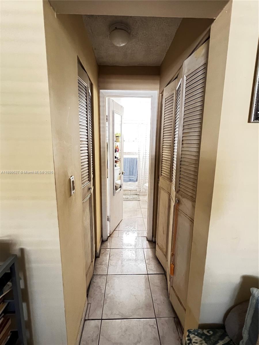 EL CONQUISTADOR SOUTH CON - Residential