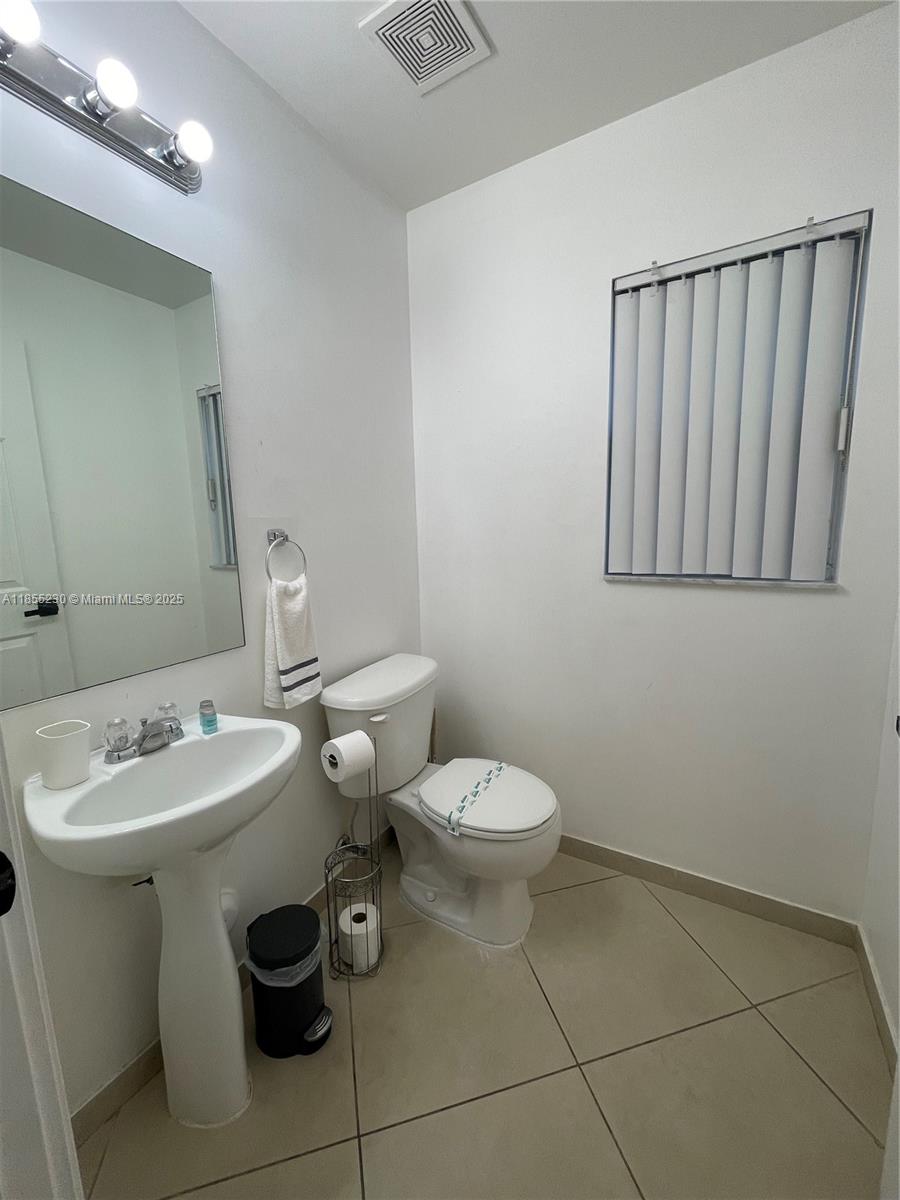 SEACREST ISLES 1 ADD - Residential Lease