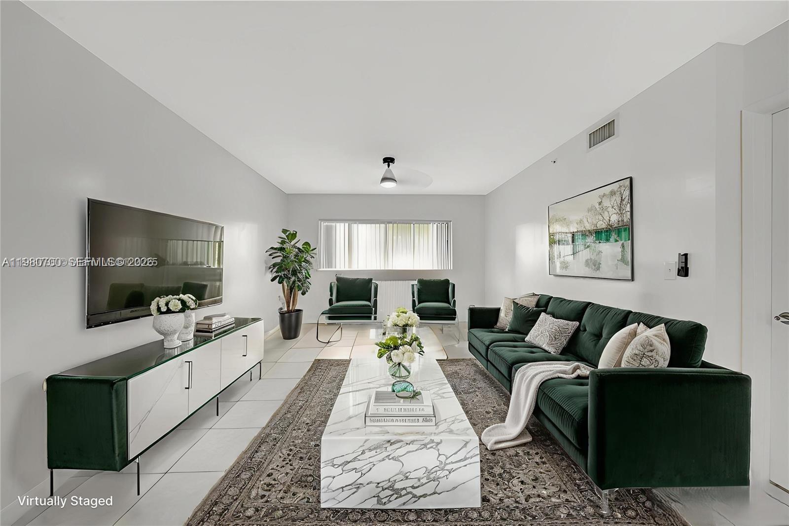 ROYAL GRAND CONDO - Residential Lease