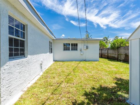 A home in Deerfield Beach