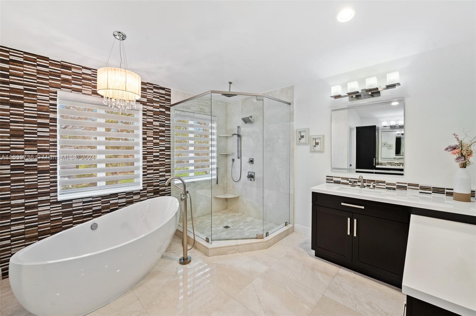 CHAPEL TRAIL REPLAT SECTI - Residential Lease