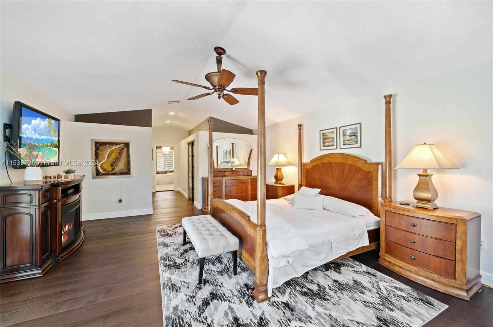 CHAPEL TRAIL REPLAT SECTI - Residential Lease