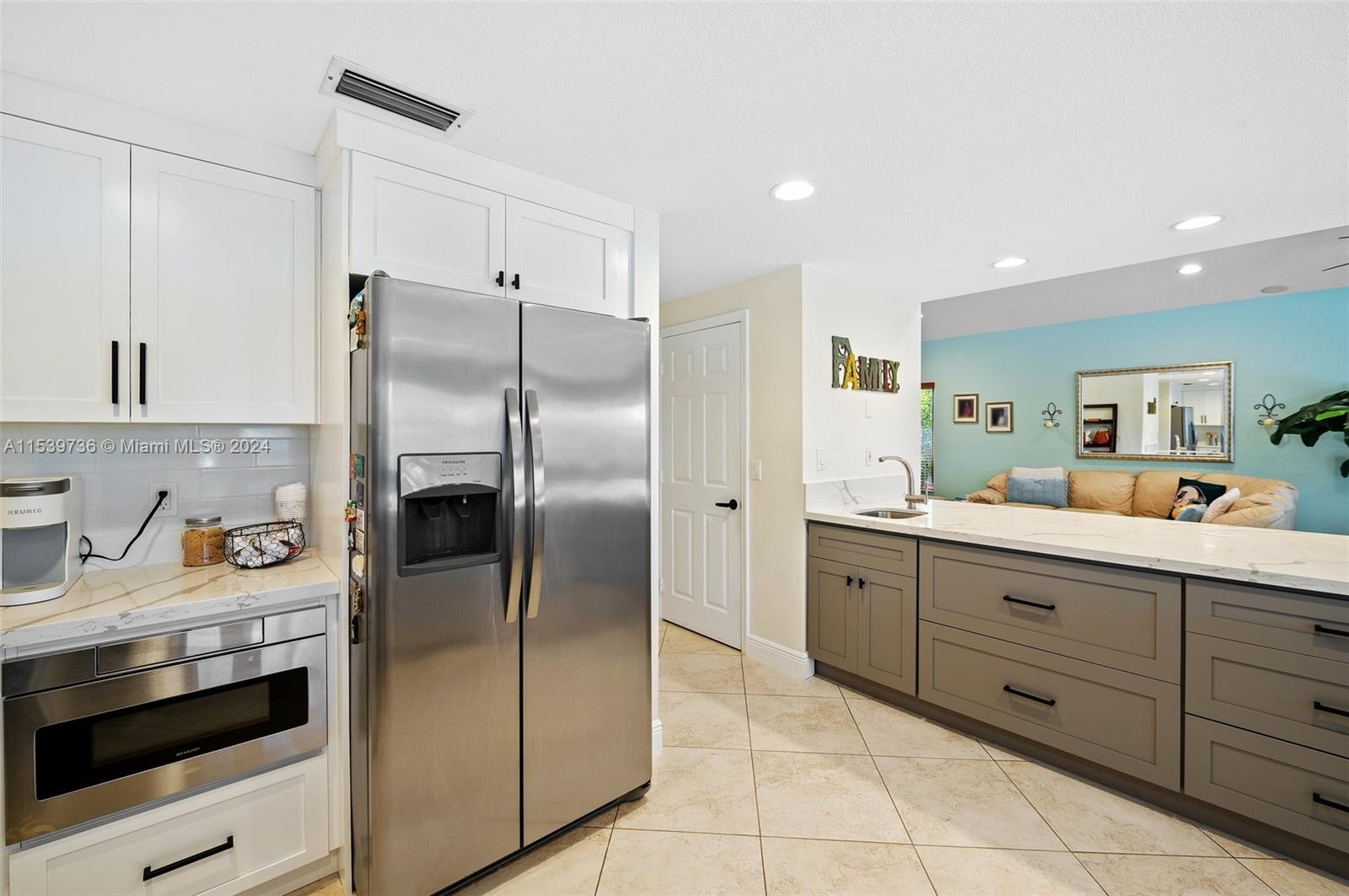 CHAPEL TRAIL REPLAT SECTI - Residential Lease