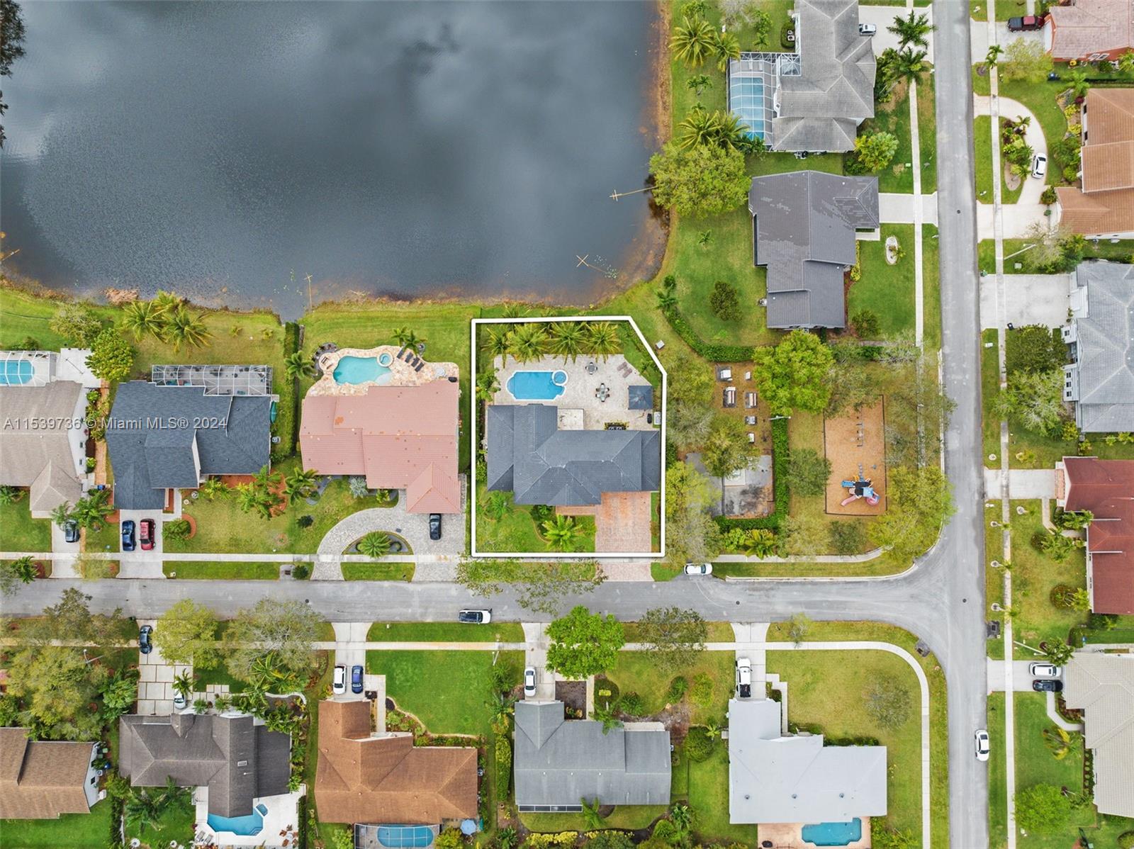 CHAPEL TRAIL REPLAT SECTI - Residential Lease