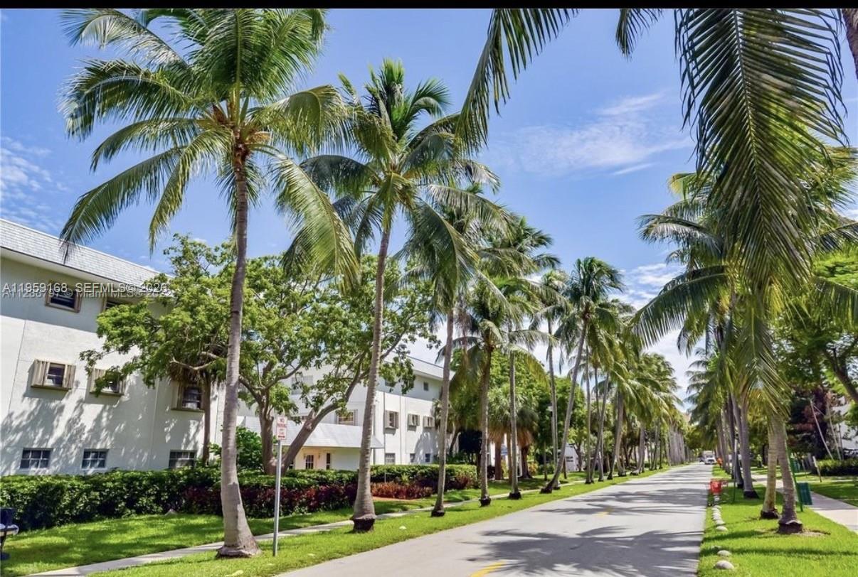 KEY BISCAYNE VI CONDO - Residential