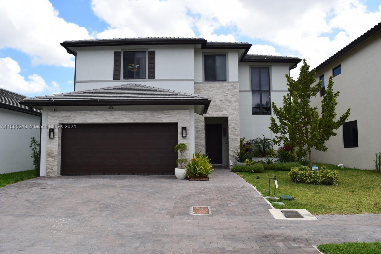 Photo 1 of 8108 Nw 48th Ter Ter, Doral, Florida, $1,600,000, Web #: 11566243
