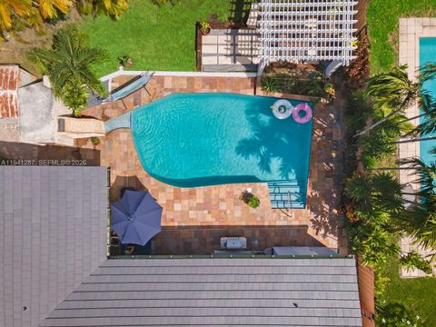 930 NE 182nd Ter North Miami Beach FL 33162