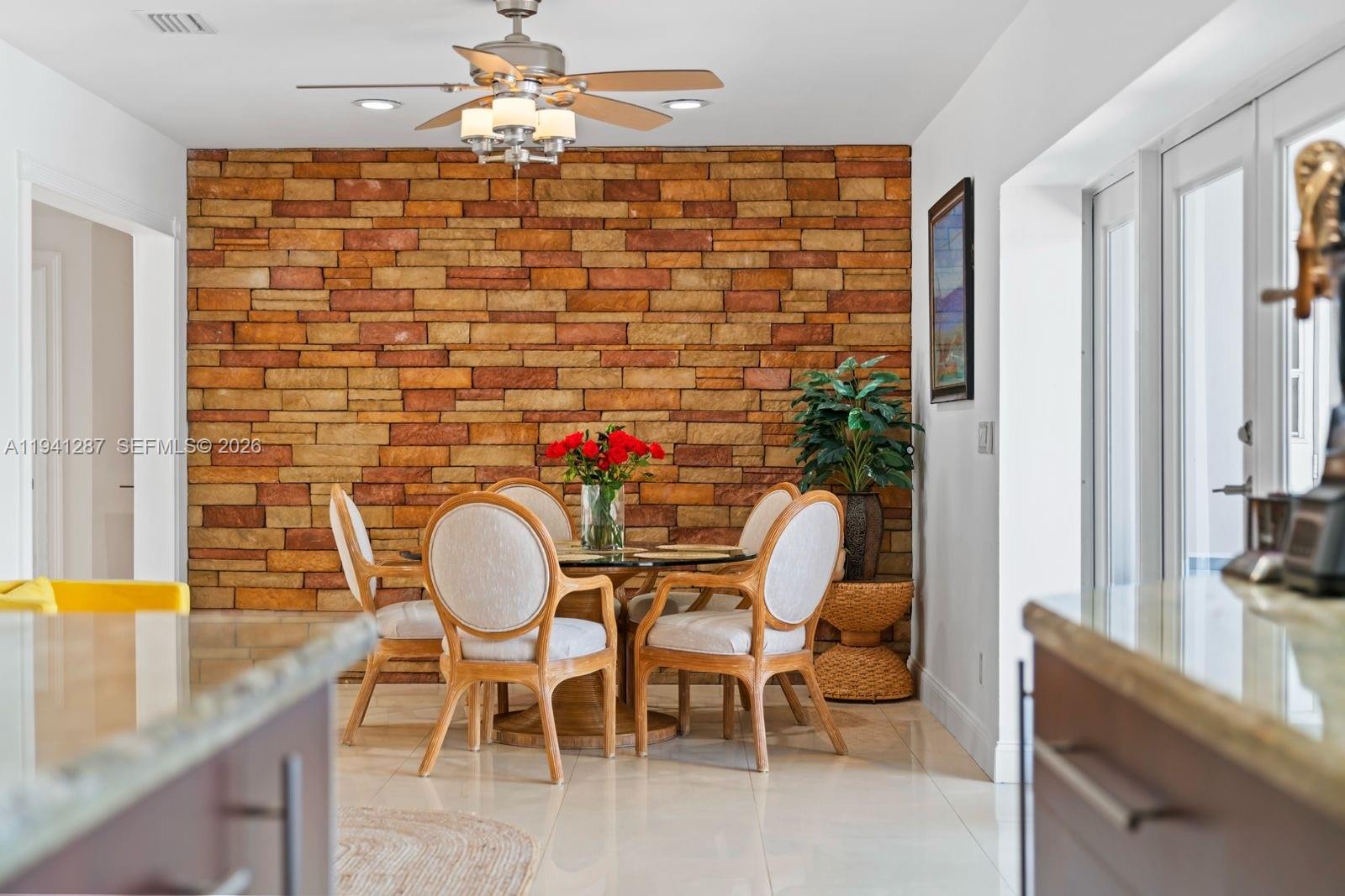 PICKWICK LAKE ESTATES SEC - Residential