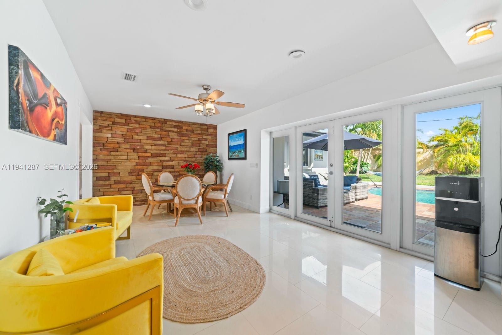 PICKWICK LAKE ESTATES SEC - Residential