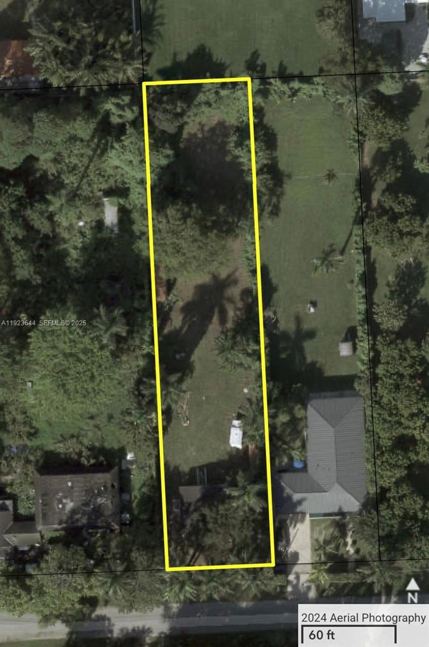 Come build your luxury dream home or investment project! on this 21,089 SQFT LOT. This cleared, elevated, residential-zoned parcel has a city water meter already installed and utilities nearby, ready for immediate development. Low impact fees with existing home on the property that can be demoed. No liens or violations, this lot offers endless possibilities for an upscale build in a prime location.