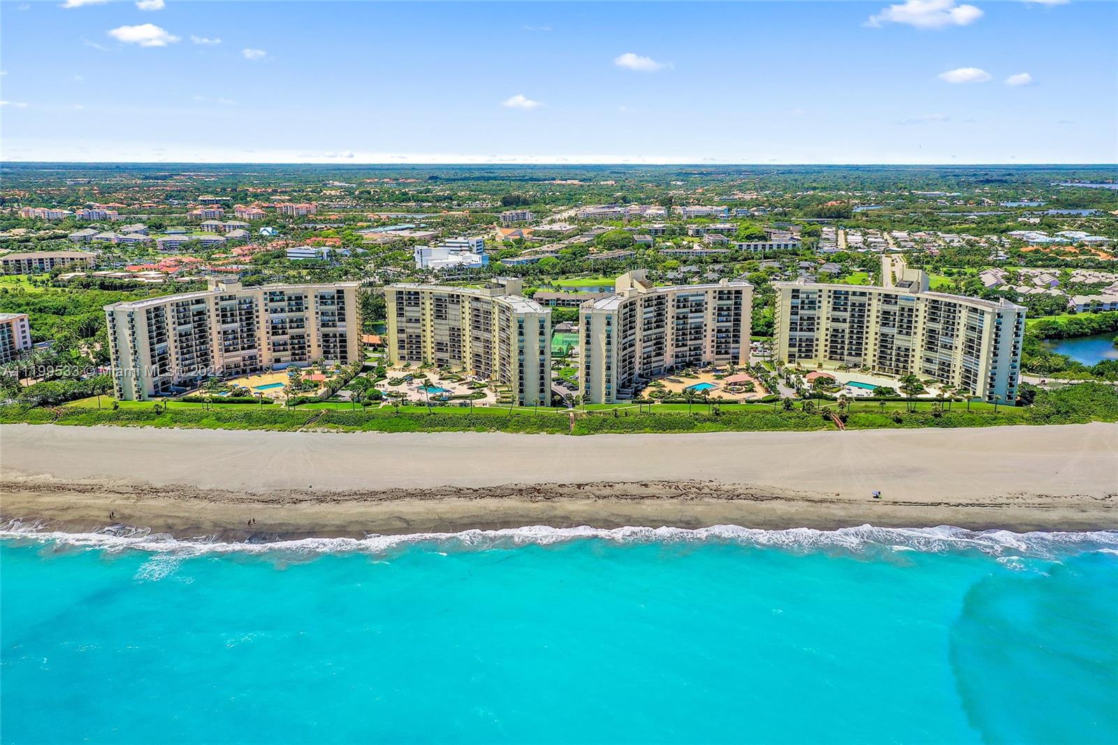 OCEAN TRAIL CONDO IV - Residential