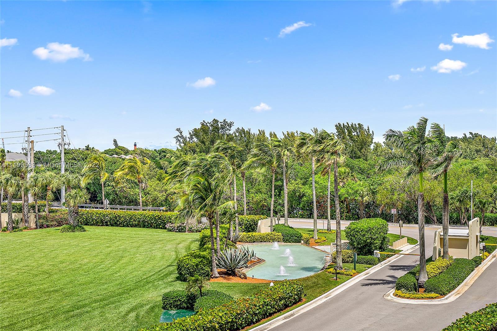 OCEAN TRAIL CONDO IV - Residential