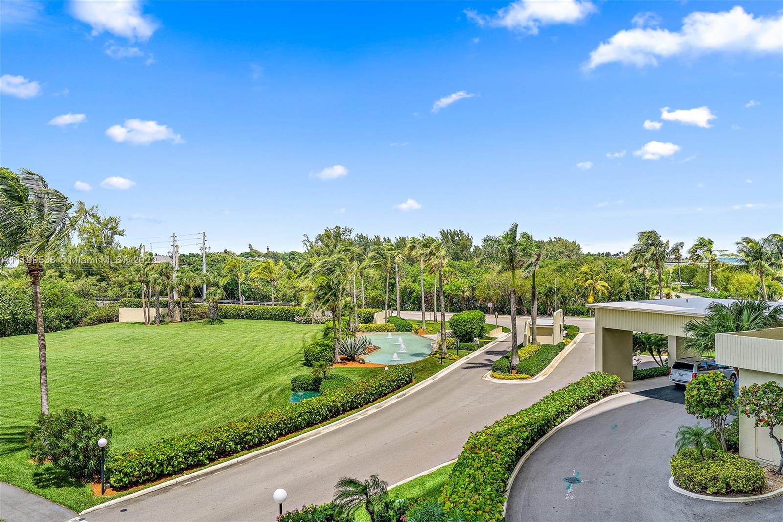 OCEAN TRAIL CONDO IV - Residential