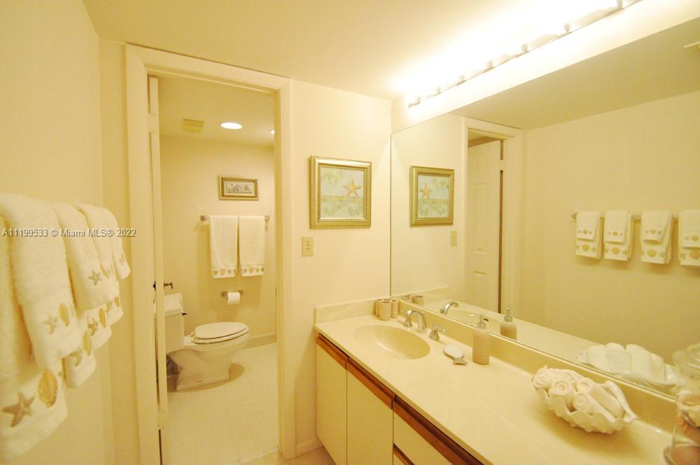 OCEAN TRAIL CONDO IV - Residential