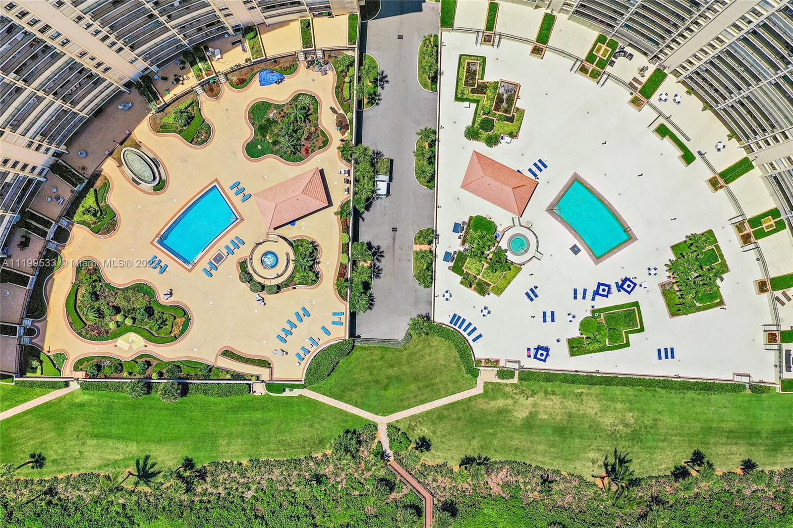 OCEAN TRAIL CONDO IV - Residential