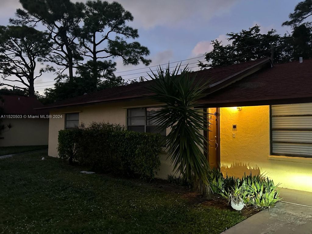 Photo of 387 Glenwood Dr #387, West Palm Beach, FL 33415 (MLS # A11520503)