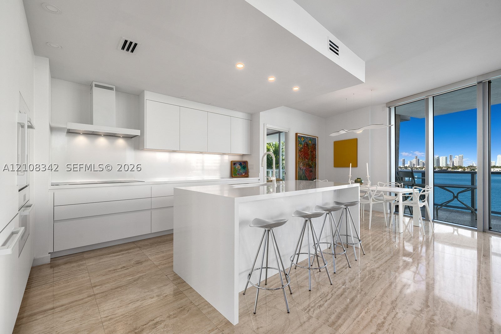 1470 16th St 301