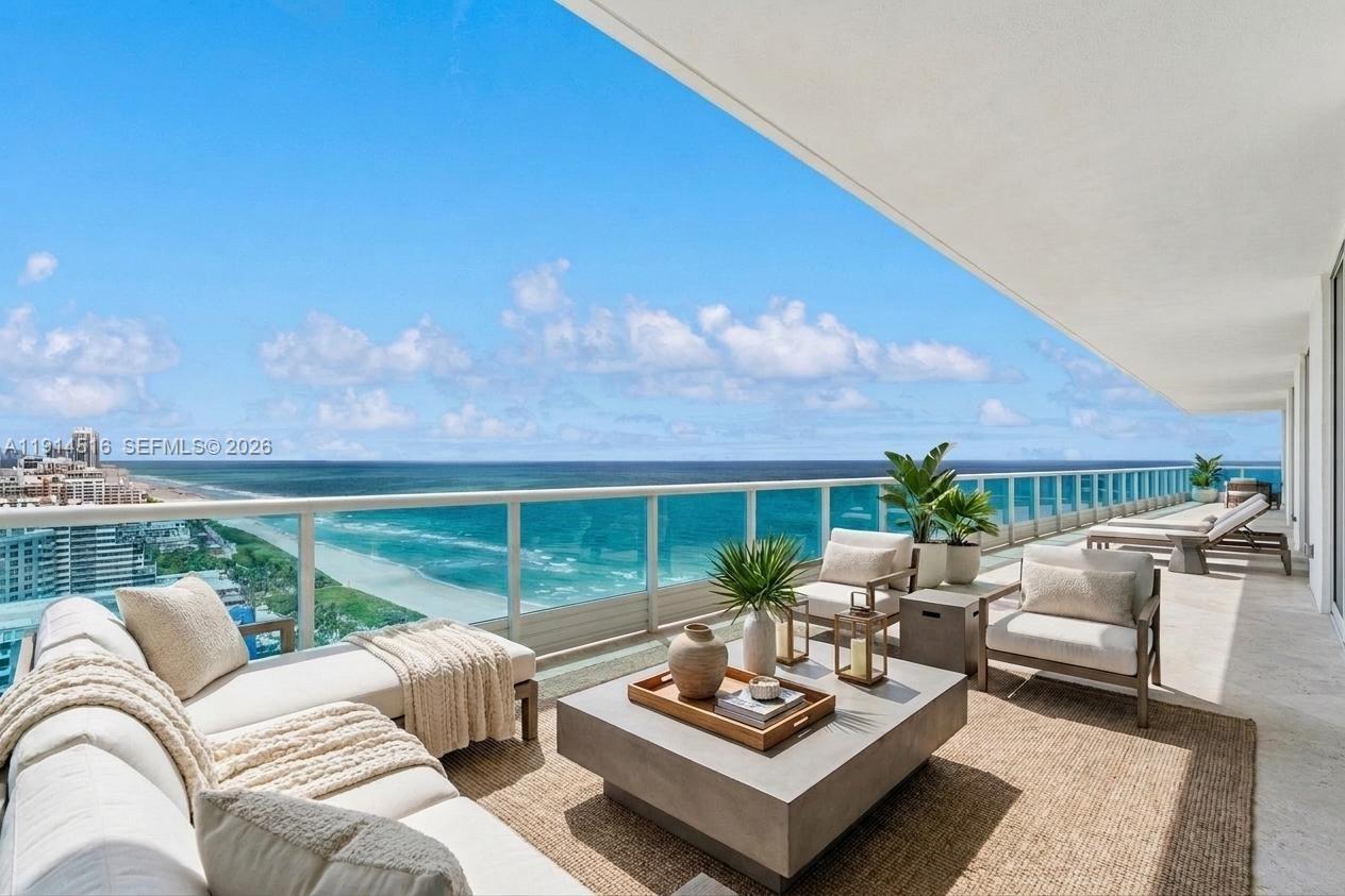CAPOBELLA CONDO - Residential