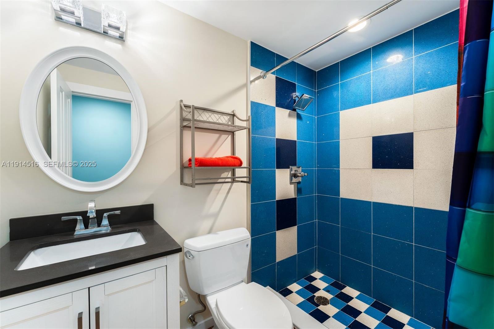 CAPOBELLA CONDO - Residential