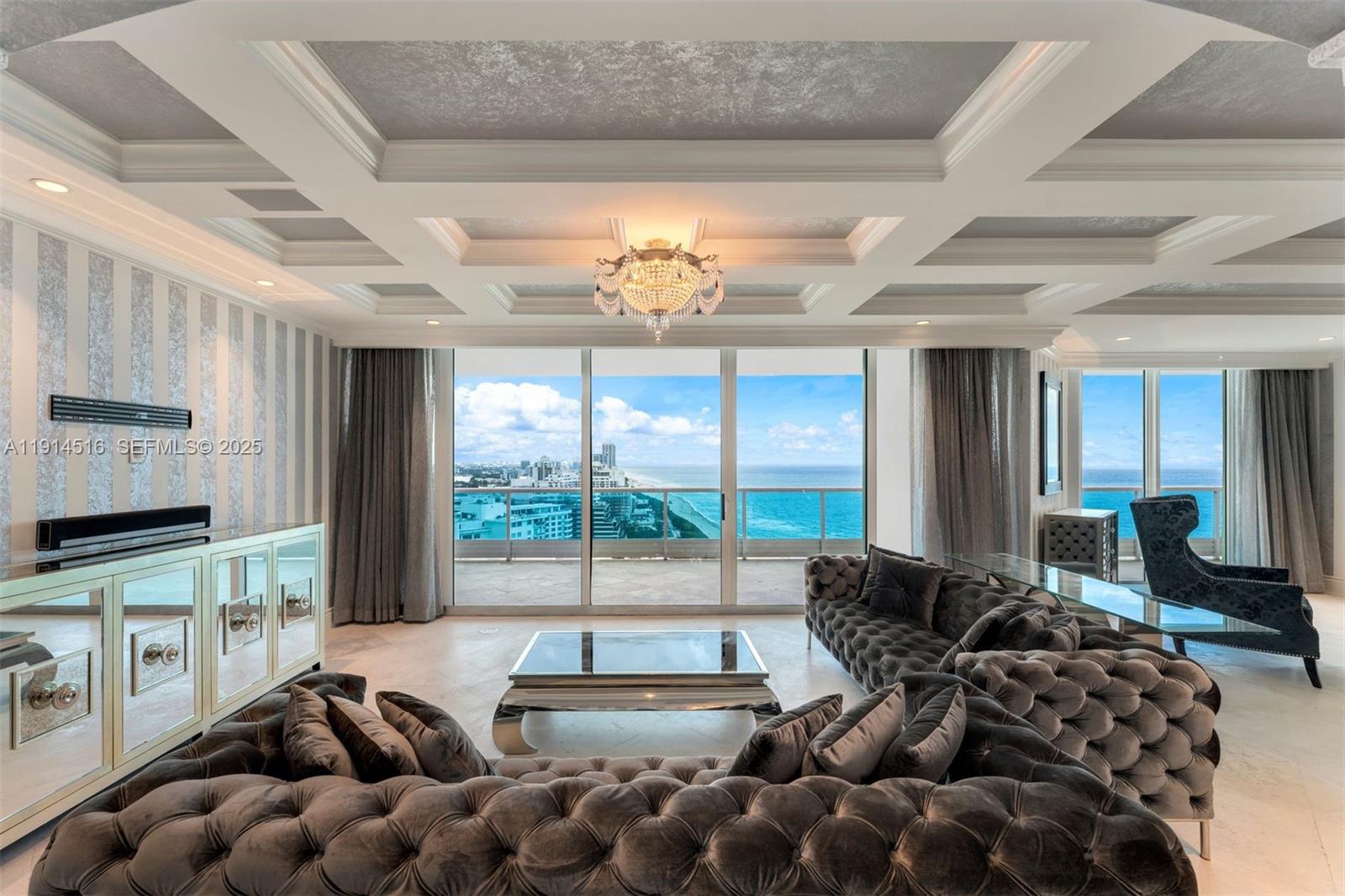 CAPOBELLA CONDO - Residential