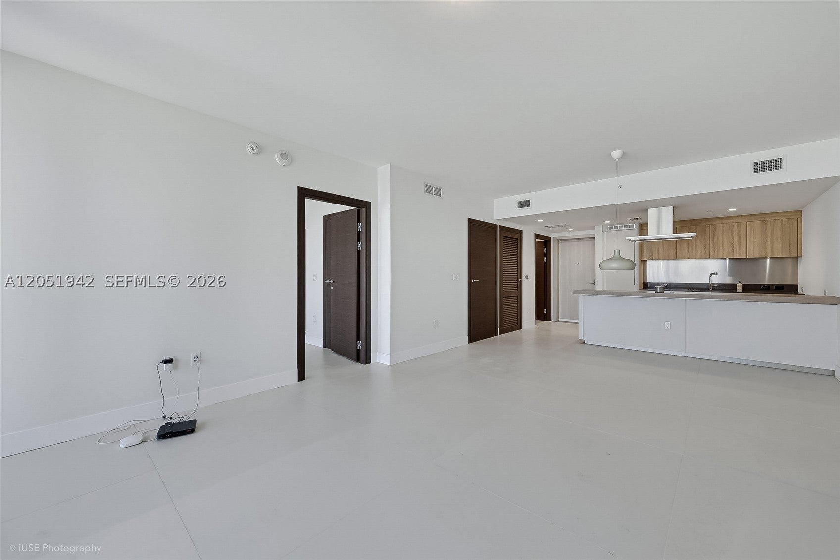 1000 Brickell Plz 2110