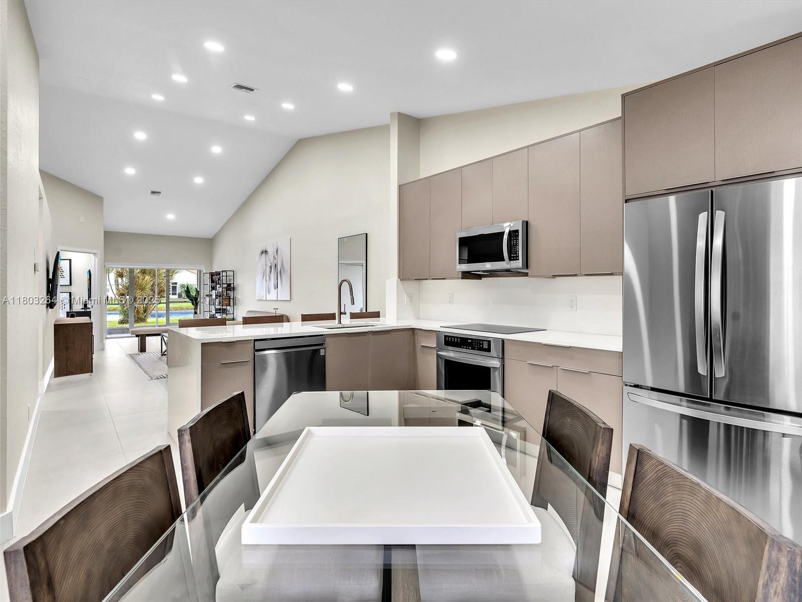 WATERWAYS AT DELRAY - Residential Lease