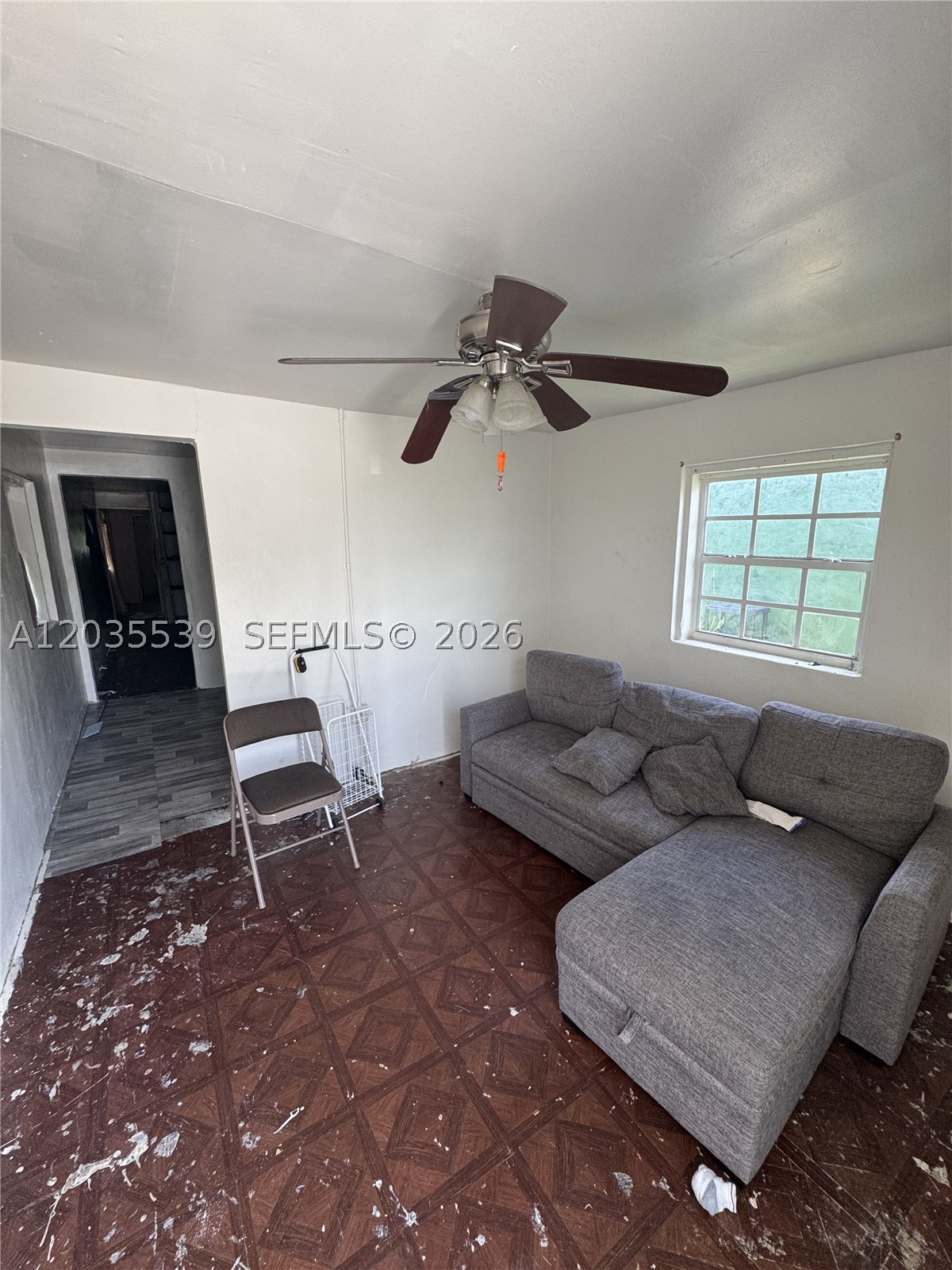 2125 W 5th Ave