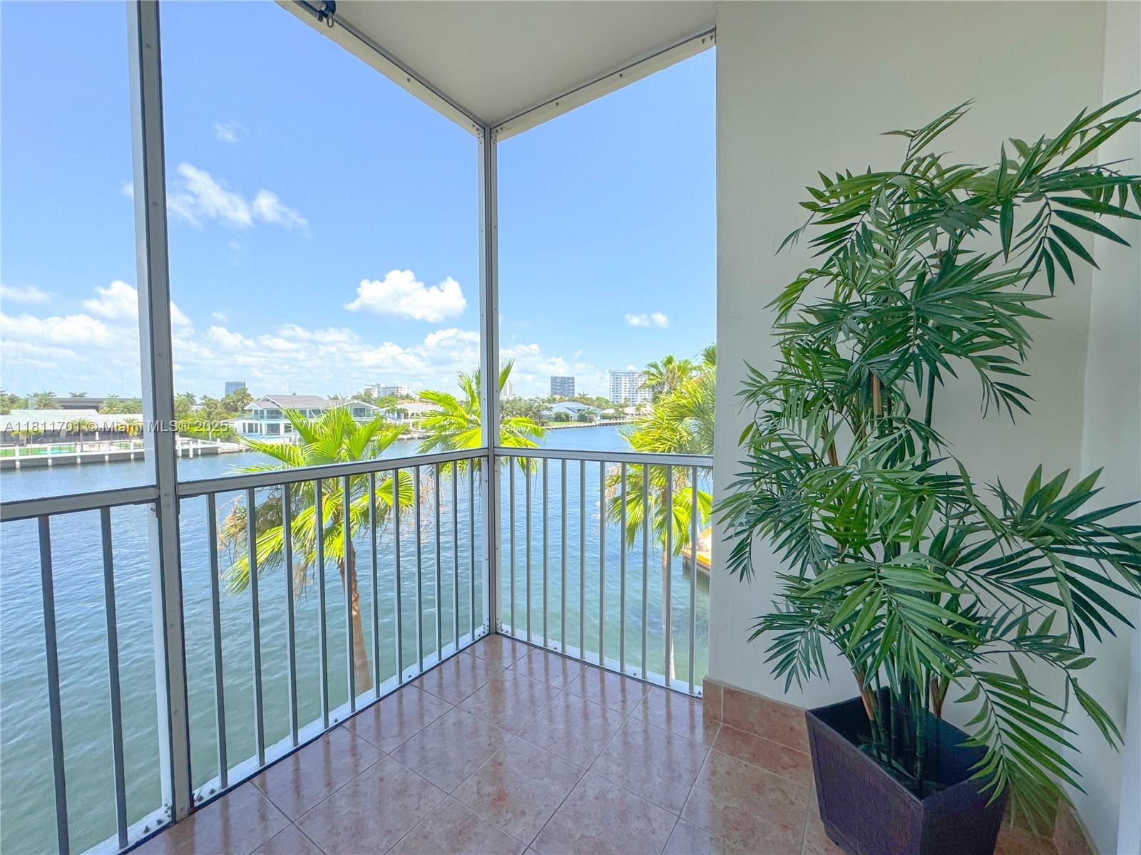 2097 S Ocean Dr 302, Hallandale Beach, Broward County, Florida - 2 Bedrooms  
2 Bathrooms - 