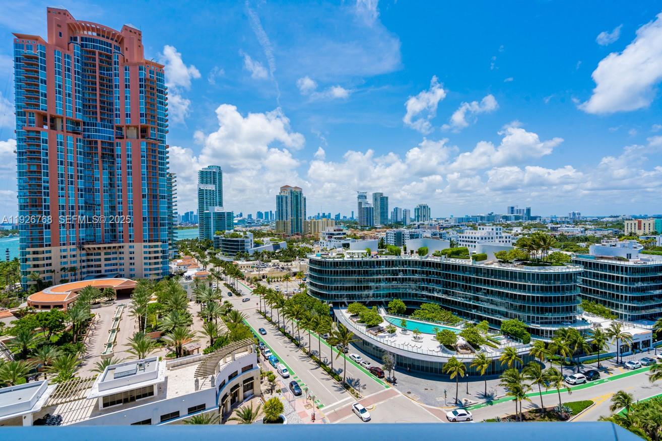 CONTINUUM ON SOUTH BEACH - Residential Lease