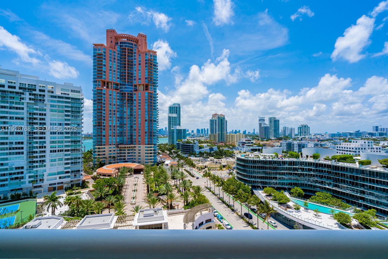 CONTINUUM ON SOUTH BEACH - Residential Lease