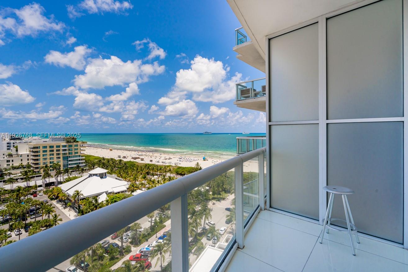 CONTINUUM ON SOUTH BEACH - Residential Lease