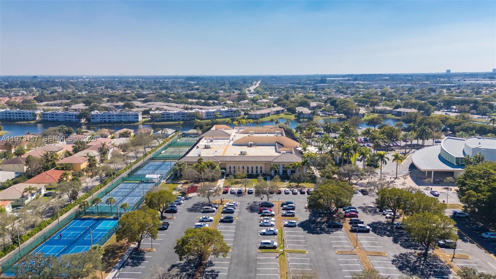 WELDON CONDOMINIUM F - Residential