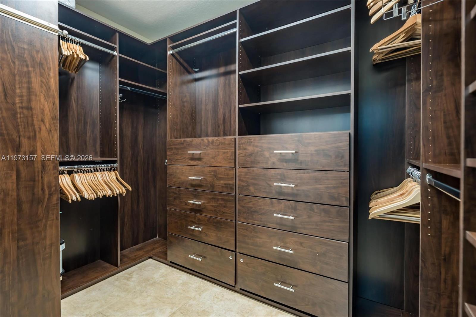 WELDON CONDOMINIUM F - Residential