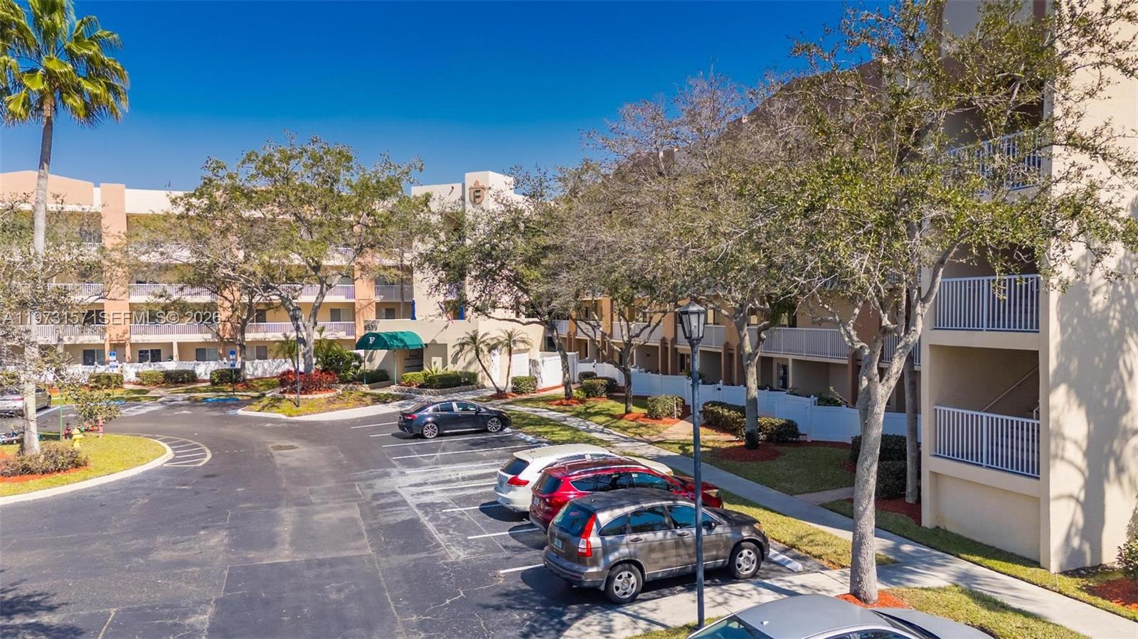 WELDON CONDOMINIUM F - Residential