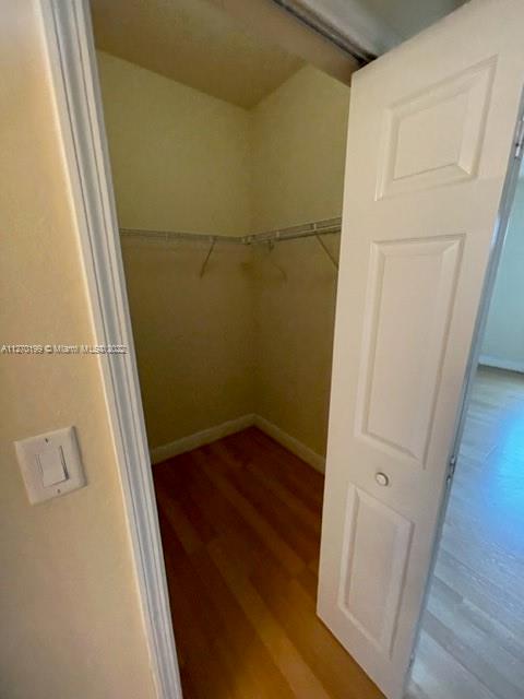 ST MORTIZ AT DORAL CONDO - Residential Lease