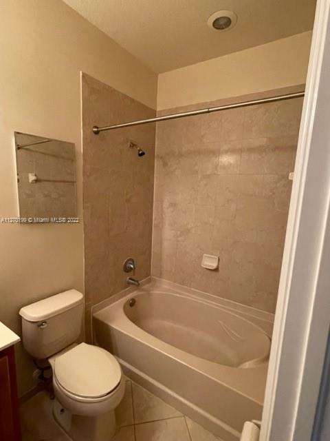 ST MORTIZ AT DORAL CONDO - Residential Lease