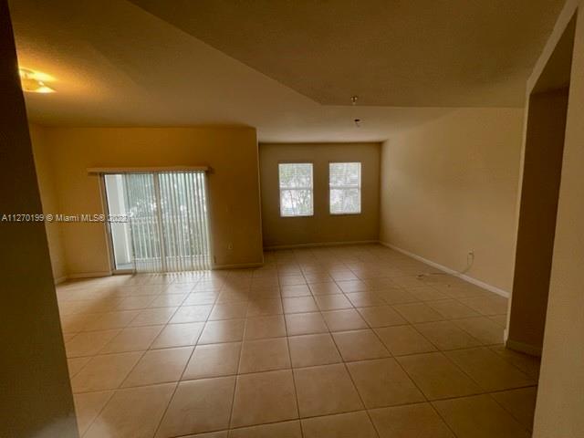 ST MORTIZ AT DORAL CONDO - Residential Lease