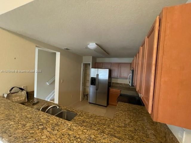 ST MORTIZ AT DORAL CONDO - Residential Lease