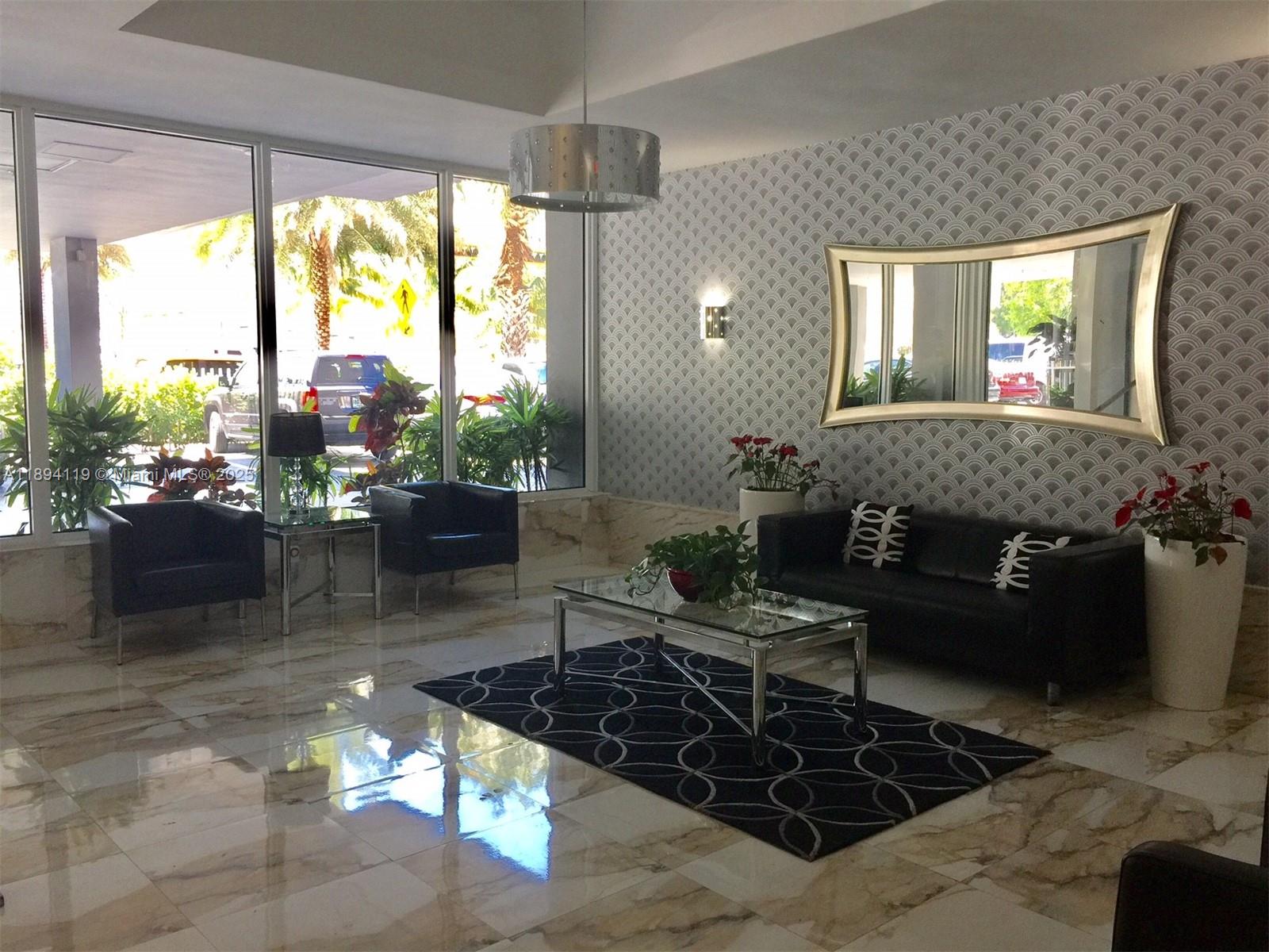 1255 Collins Ave 802