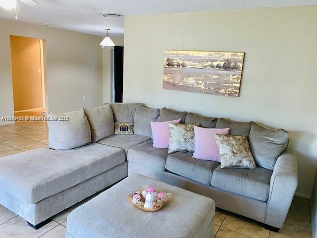 SUNRISE GOLF VILLAGE SECO - Residential